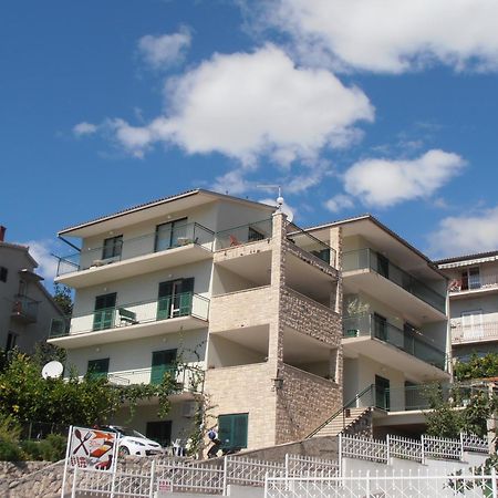 Apartment Villa Besker Makarska Exterior photo