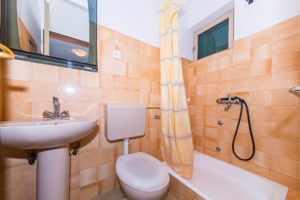 Apartment Villa Besker Makarska Exterior photo