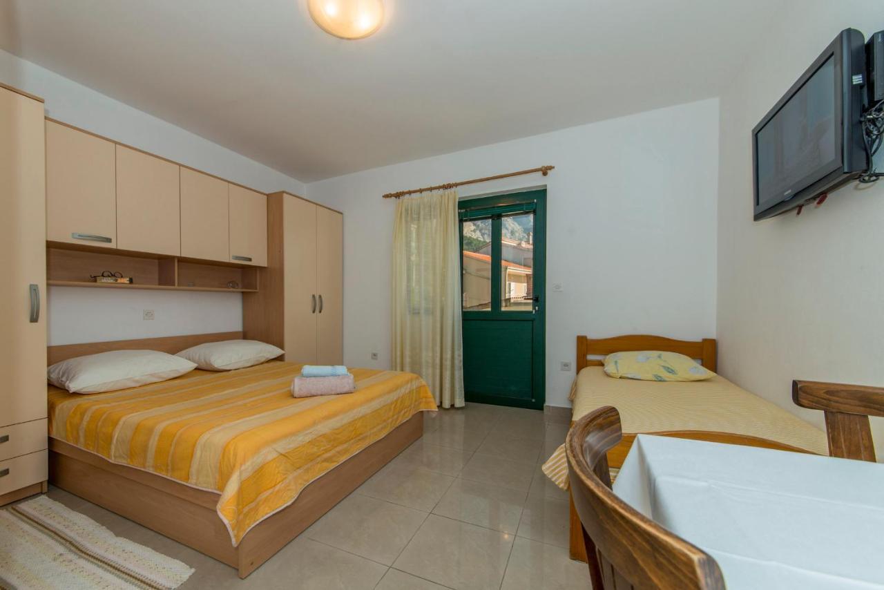 Apartment Villa Besker Makarska Exterior photo